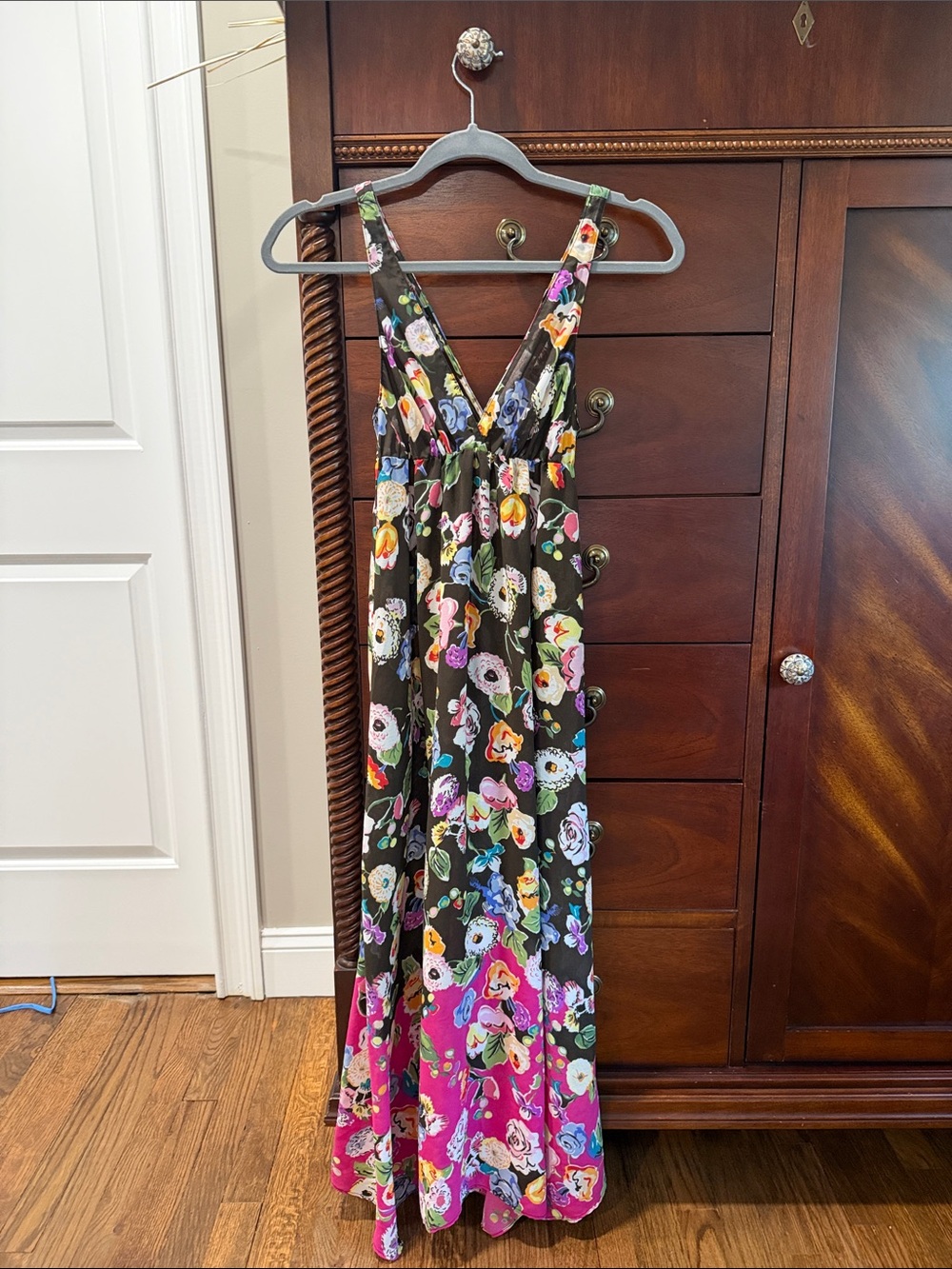Oscar de la Renta Black Floral Maxi Slip with Pink Border